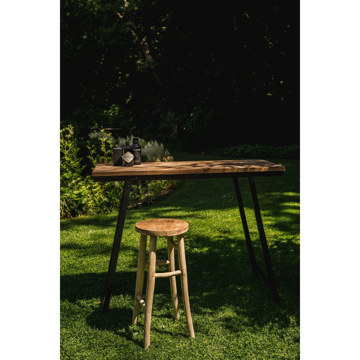 Baarijakkara - THE KEDUT BAR STOOL